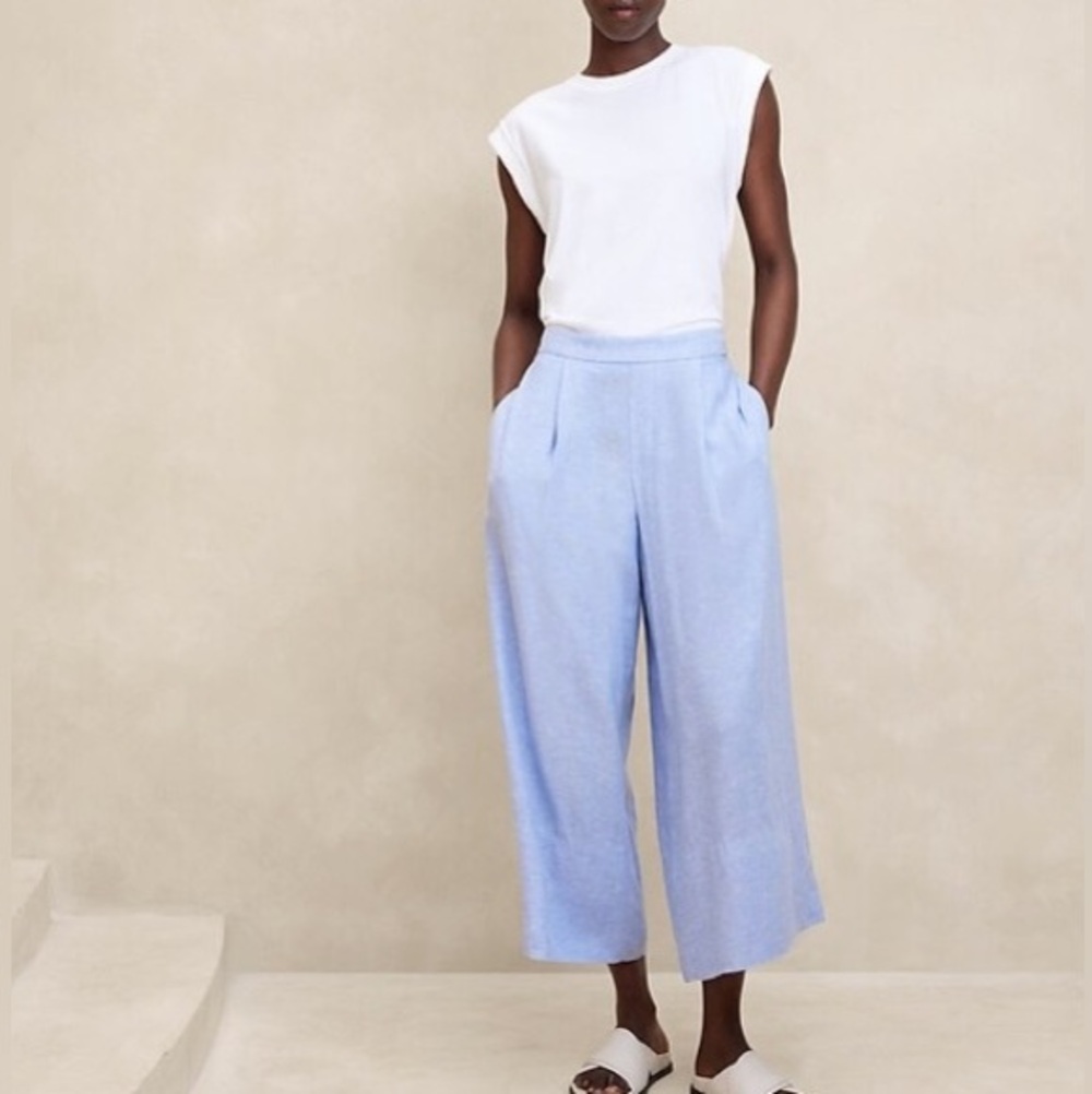 Banana Republic linen blend passion flower blue super wide leg cropped pants XL